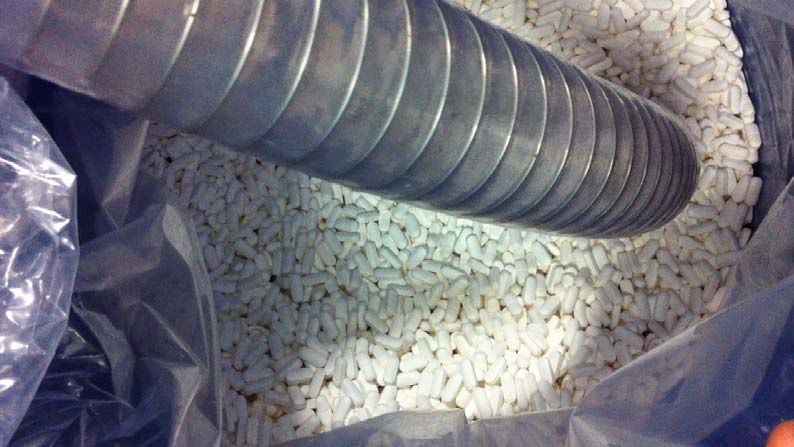 如何高效地輸送藥片？